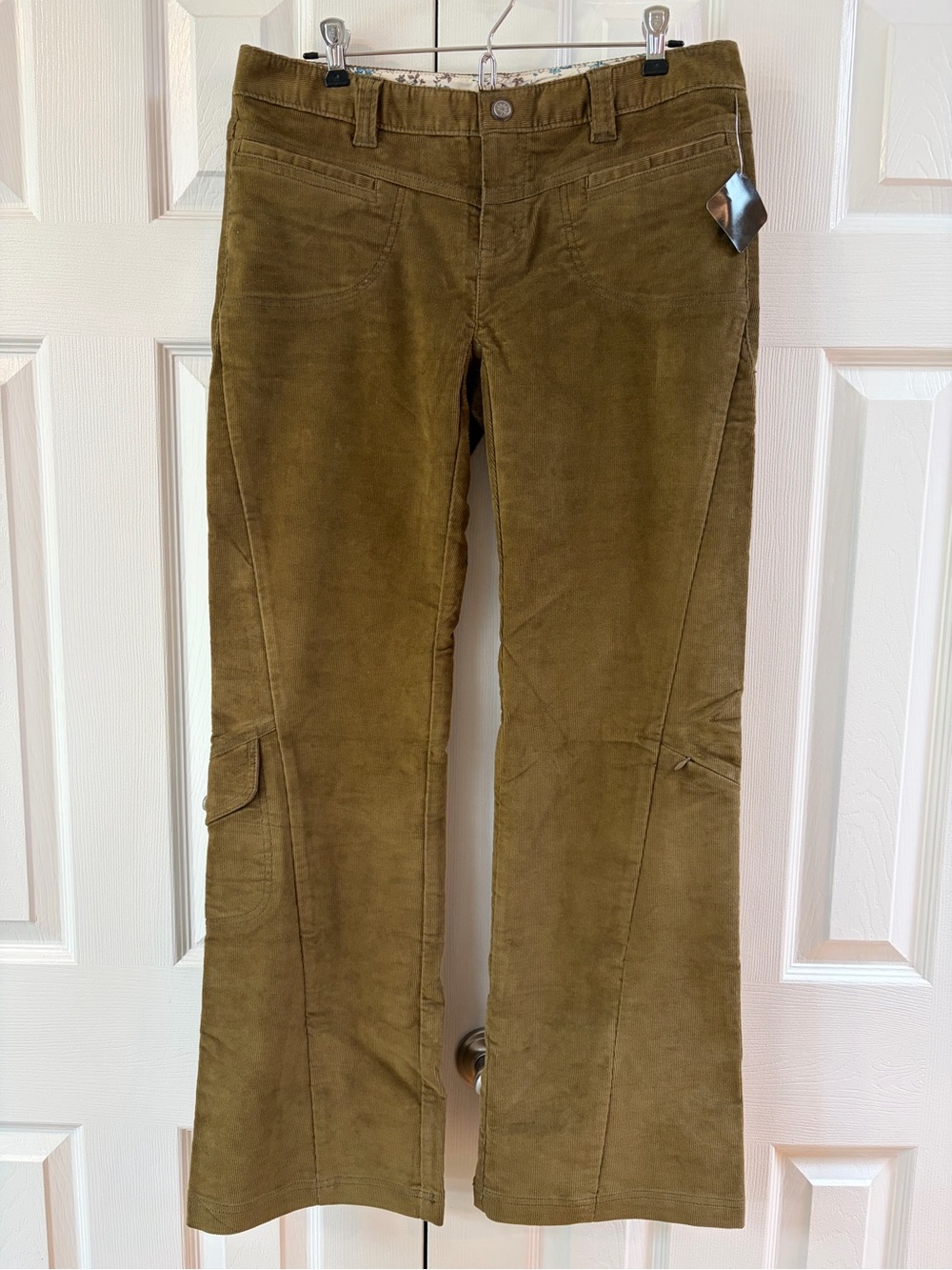 Athleta Green/Brown Corduroy Cargo Low Rise Flare Pants Size 10